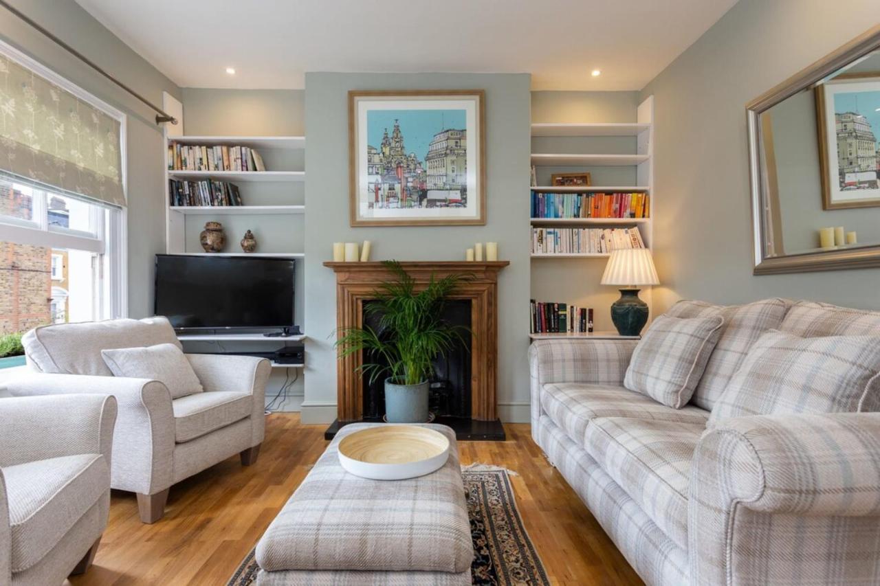 Quaint 2 Bedroom Flat - 9 Minutes Walk To Vauxhall Tube London Exterior photo
